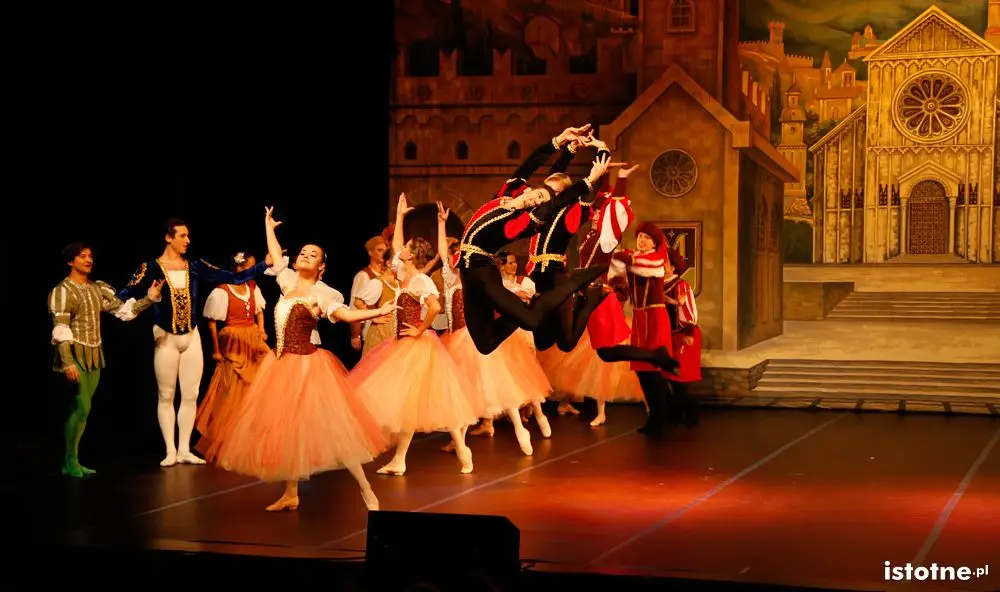 Spektakl Romeo i Julia w Forum