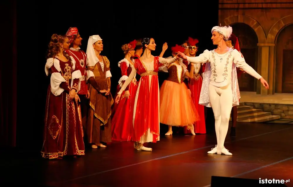 Spektakl Romeo i Julia w Forum