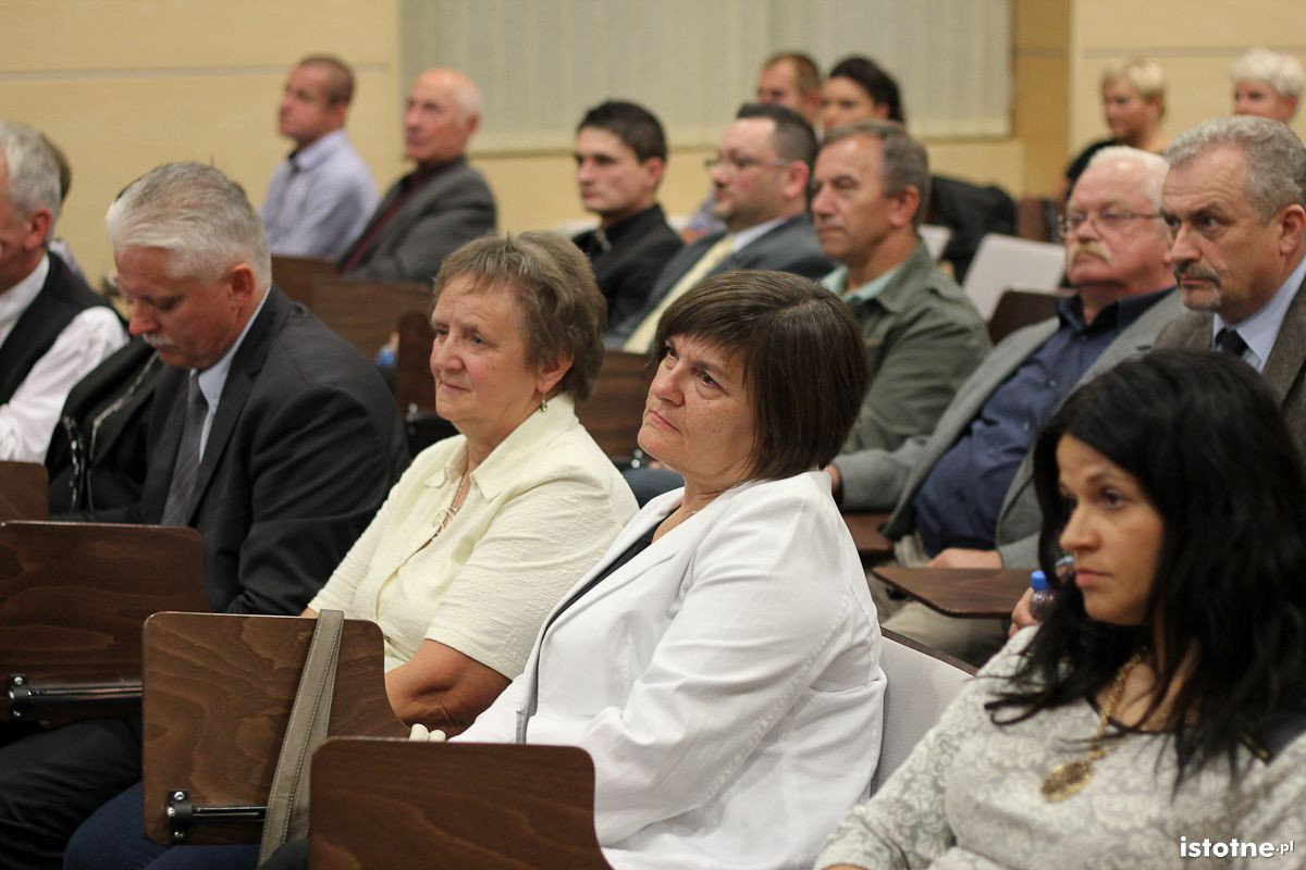 Kandydaci do rady miasta i powiatu z ramienia PSPB