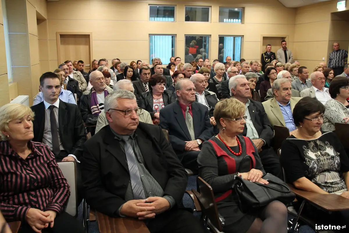 Kandydaci do rady miasta i powiatu z ramienia SLD