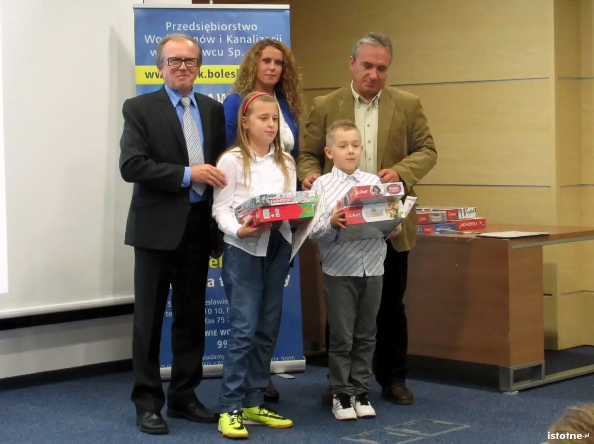 Aleksandra Skoczyńska (SP Nr 1) i Jakub Korzeniewicz (SP Nr 4) zdobyli drugie miejsce w konkursie PWiK