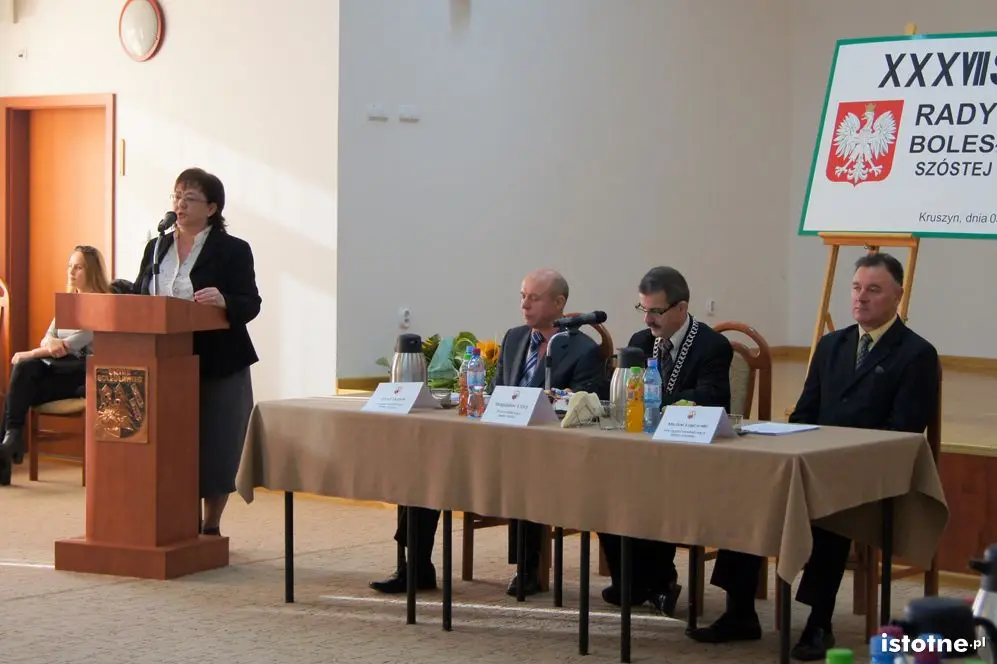Trzy pary małżeńskie z rąk wójta otrzymały medale Prezydenta RP
