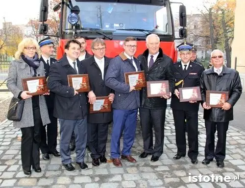 Mercedes dla strażaków