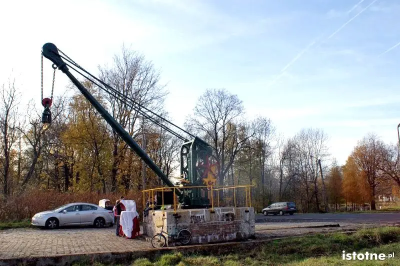 Kowarski żuraw kolejowy wyremontowany