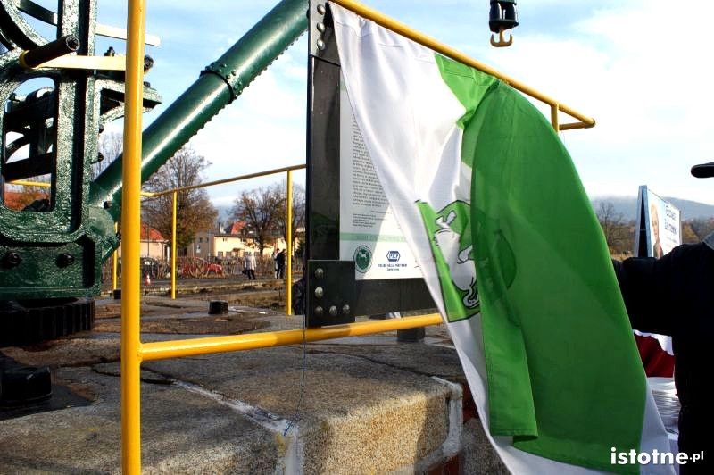 Kowarski żuraw kolejowy wyremontowany