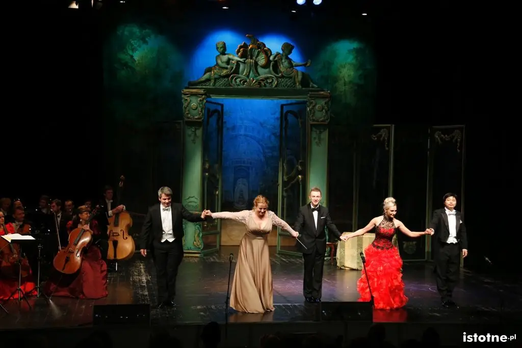 Strauss gala w Forum