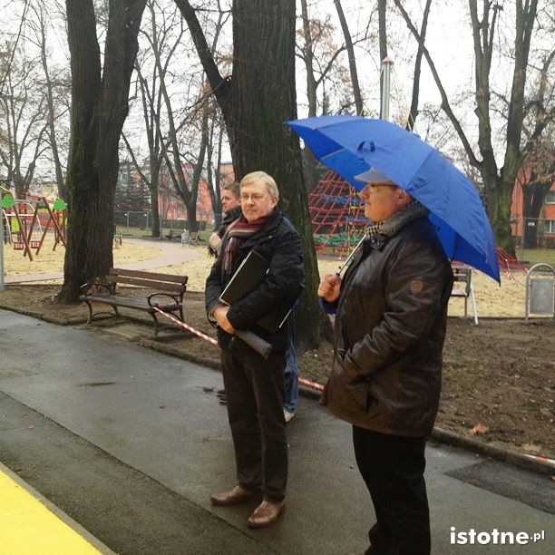 Plac wielopokoleniowy