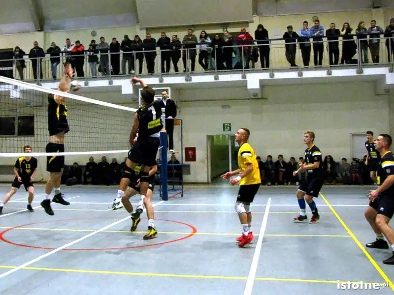 BTS Elektros Bolesławiec vs MUKS Ikar Legnica