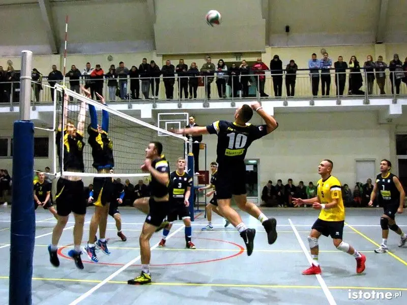 BTS Elektros Bolesławiec vs MUKS Ikar Legnica