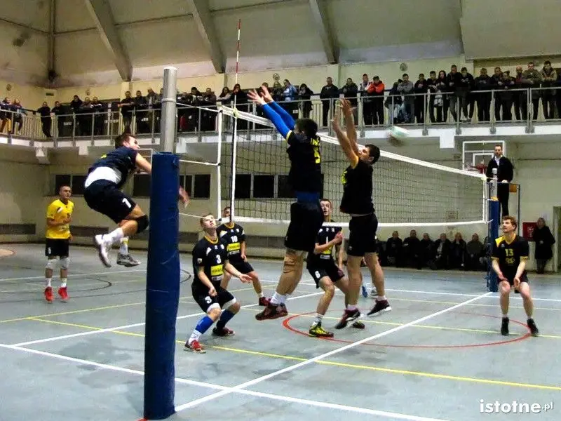 BTS Elektros Bolesławiec vs MUKS Ikar Legnica