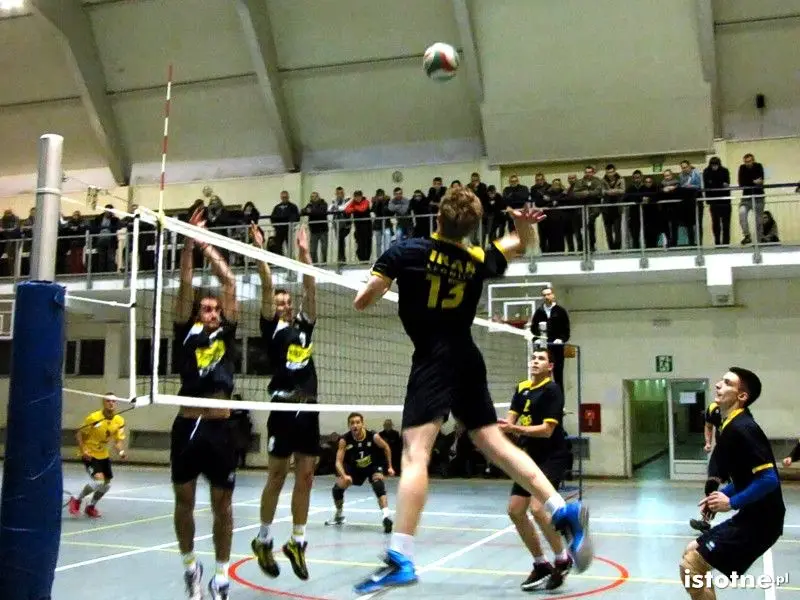 BTS Elektros Bolesławiec vs MUKS Ikar Legnica