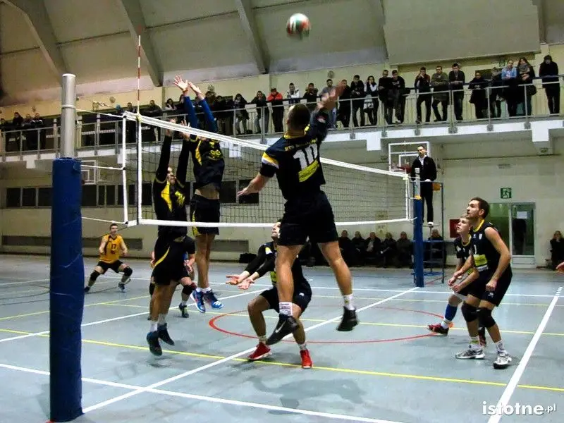 BTS Elektros Bolesławiec vs MUKS Ikar Legnica