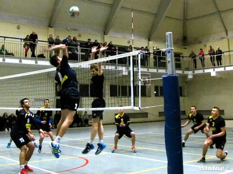 BTS Elektros Bolesławiec vs MUKS Ikar Legnica