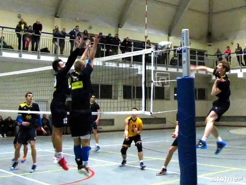 BTS Elektros Bolesławiec vs MUKS Ikar Legnica