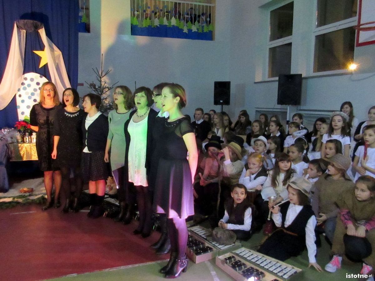 Świąteczne muzykowanie w mzs 1