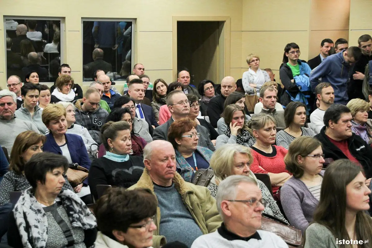 Publiczność na spotkaniu z księdzem Dariuszem Oko