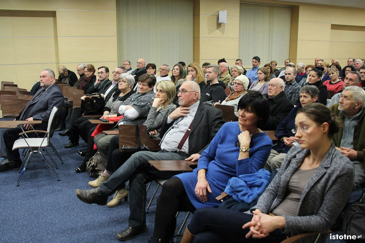 Publiczność na spotkaniu z księdzem Dariuszem Oko