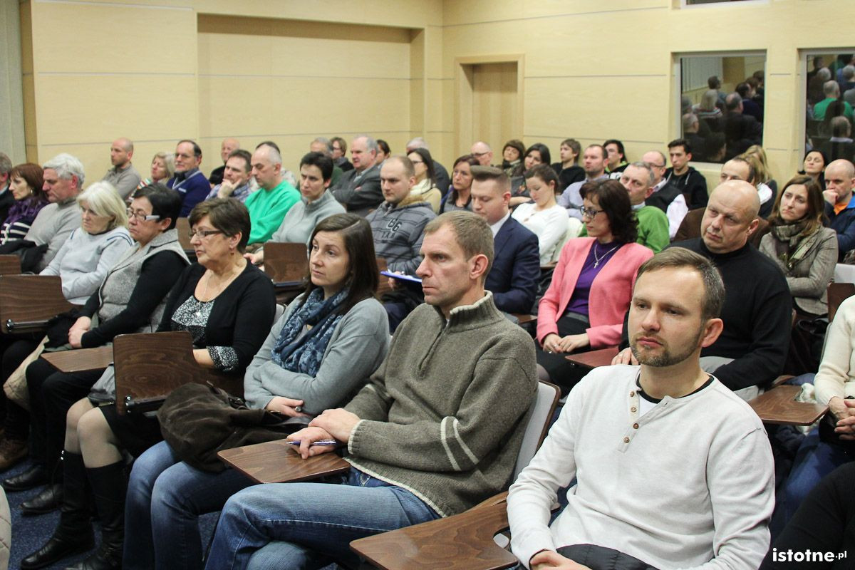 Publiczność na spotkaniu z księdzem Dariuszem Oko