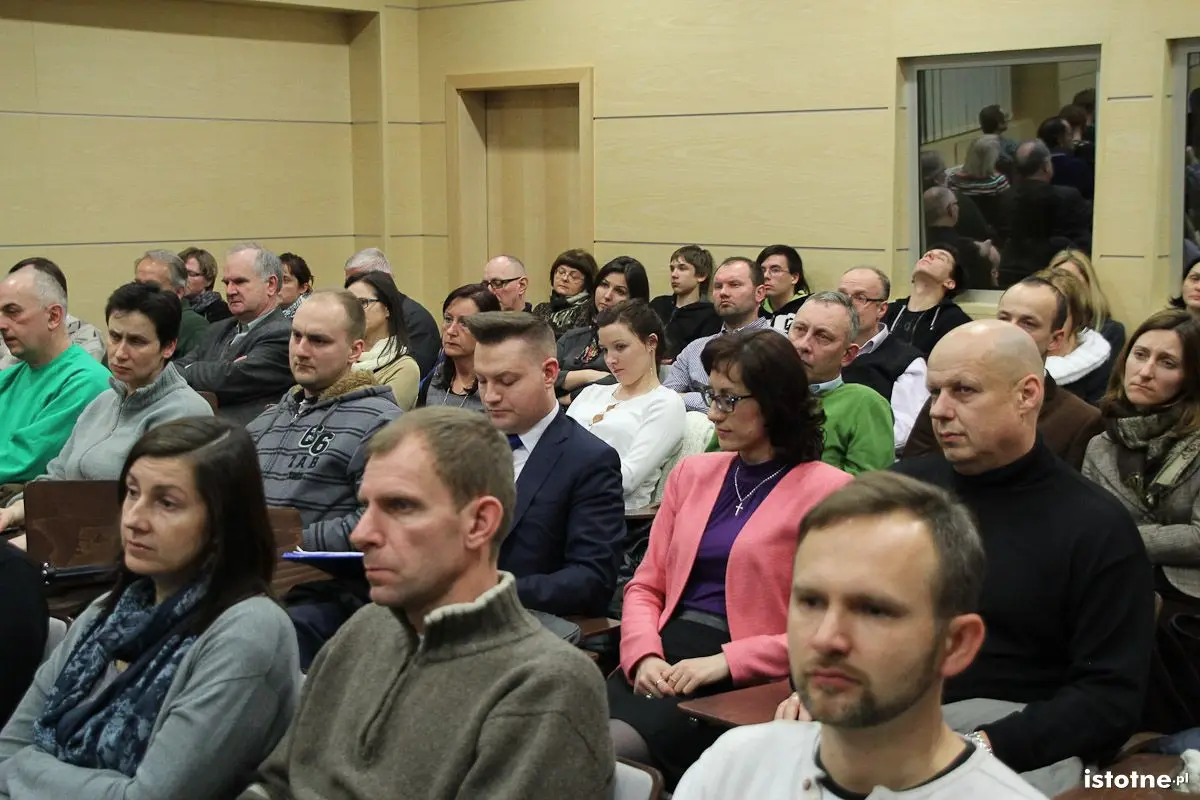 Publiczność na spotkaniu z księdzem Dariuszem Oko