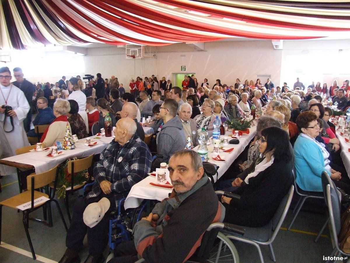 15 spotkanie opłatkowe osób niepełnosprawnych