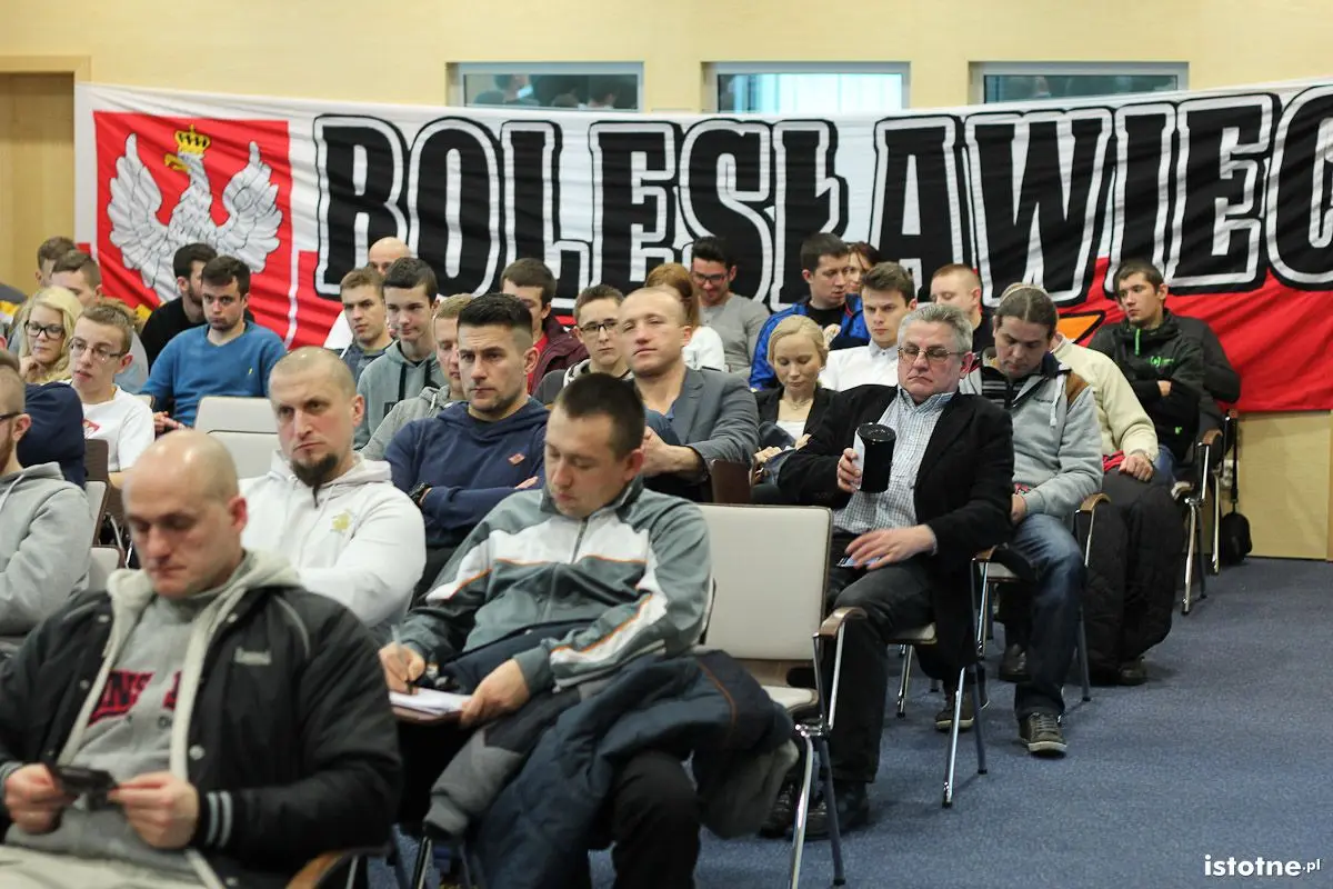 Uczestnicy spotkania z Krzysztofem Bosakiem