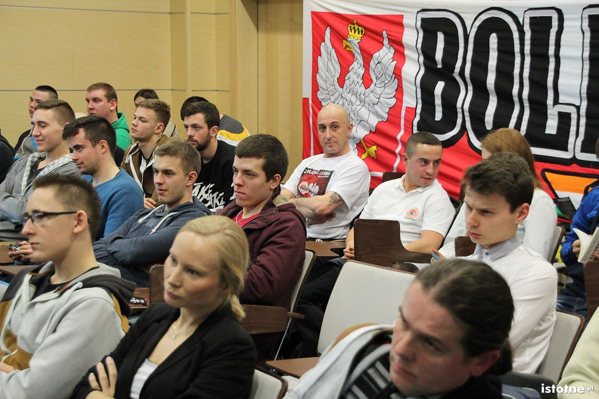 Uczestnicy spotkania z Krzysztofem Bosakiem