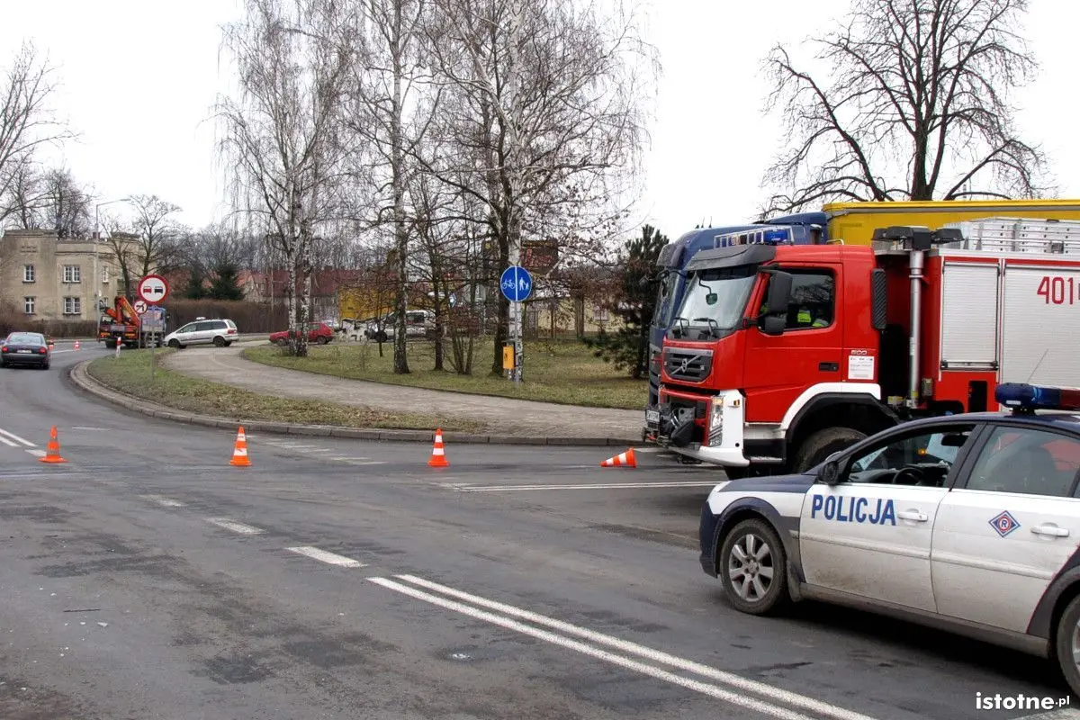 Zderzenie koło wiaduktu