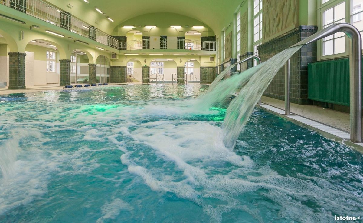 Zabytkowa pływalnia