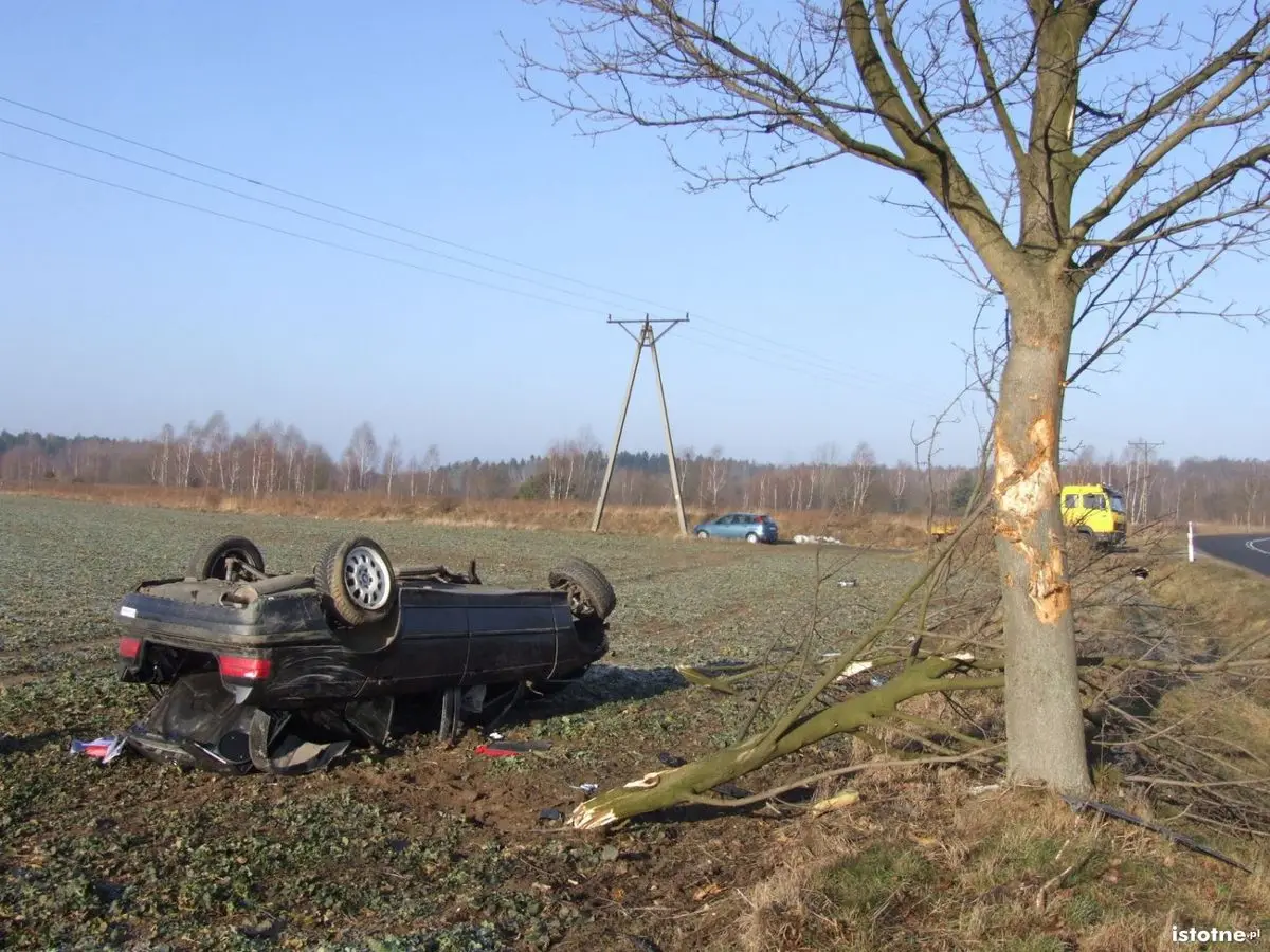 BMW dachowało koło Łazisk
