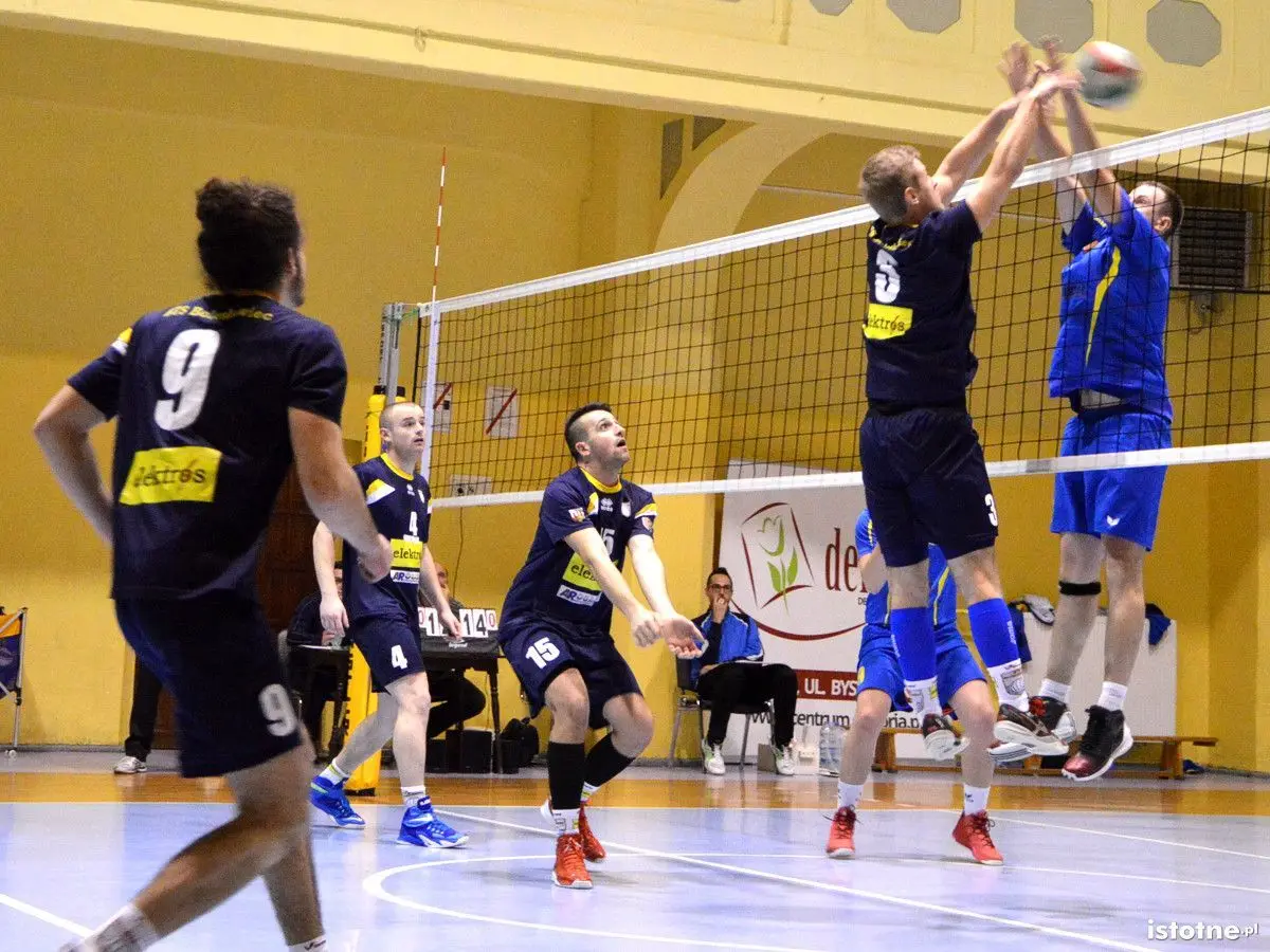 UKS Dekoria Świdnica vs BTS Elektros Bolesławiec