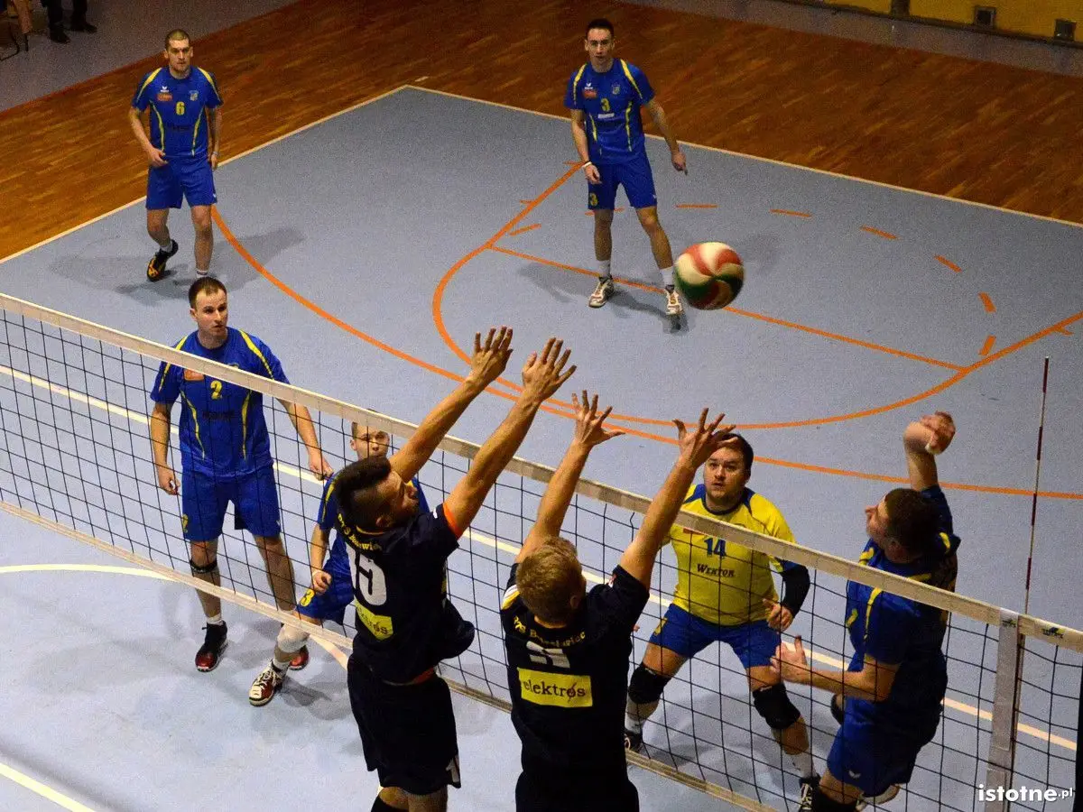 UKS Dekoria Świdnica vs BTS Elektros Bolesławiec