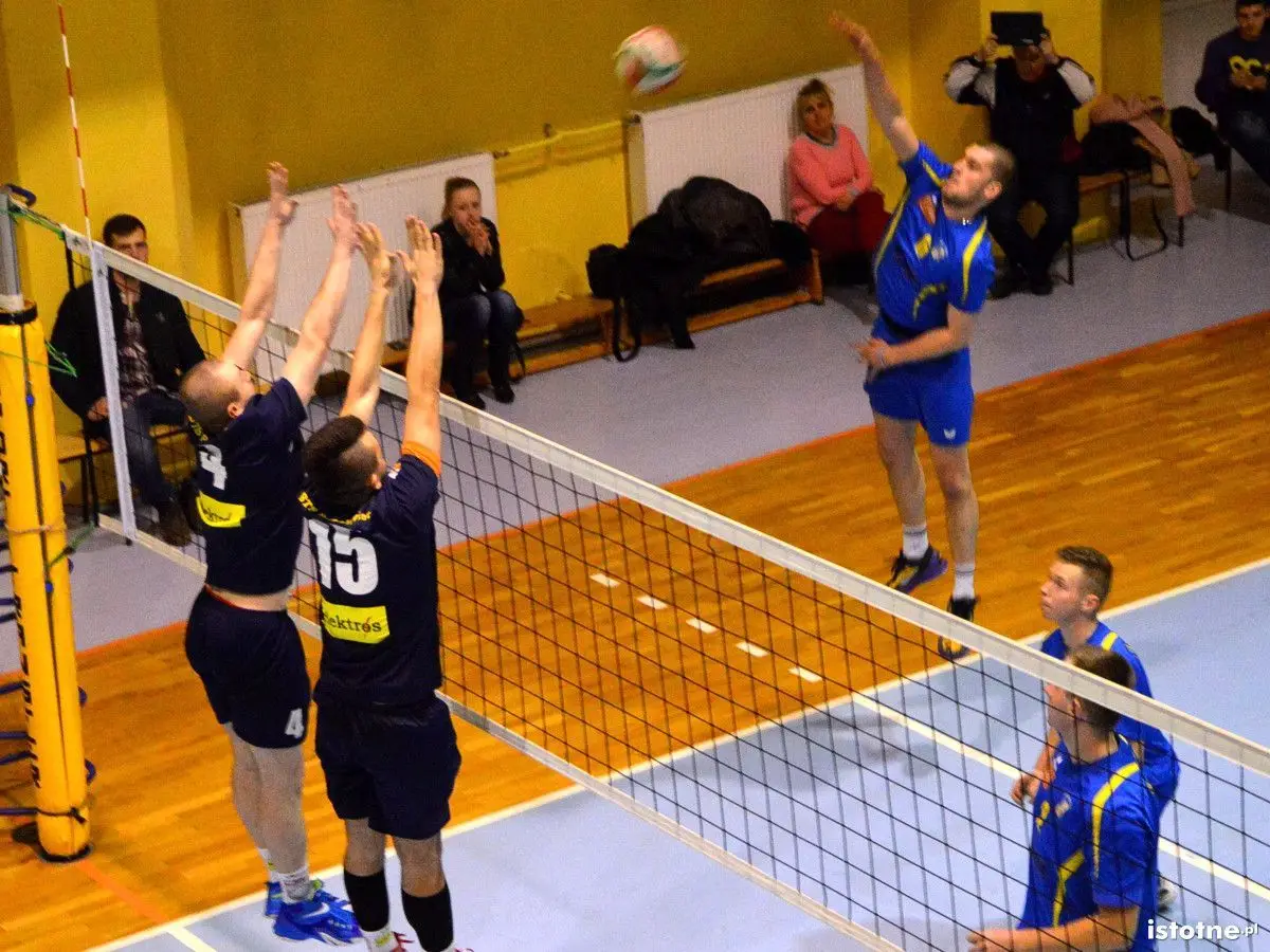 UKS Dekoria Świdnica vs BTS Elektros Bolesławiec