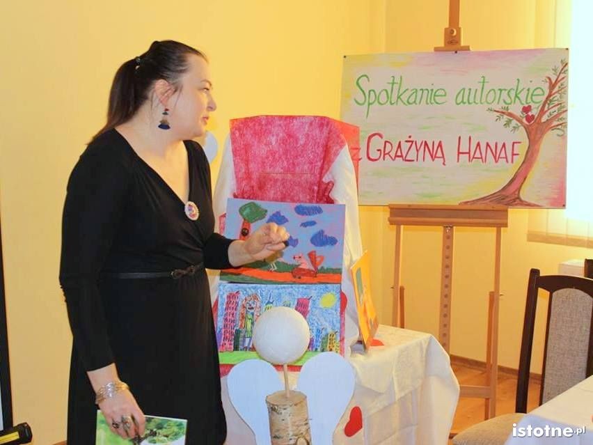 Grażyna Hanaf na spotkaniu w Domu Ludowym w Kraśniku