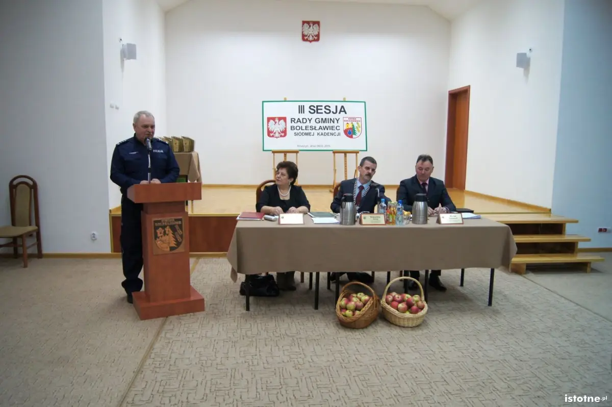 Wóz policyjny dla Kruszyna