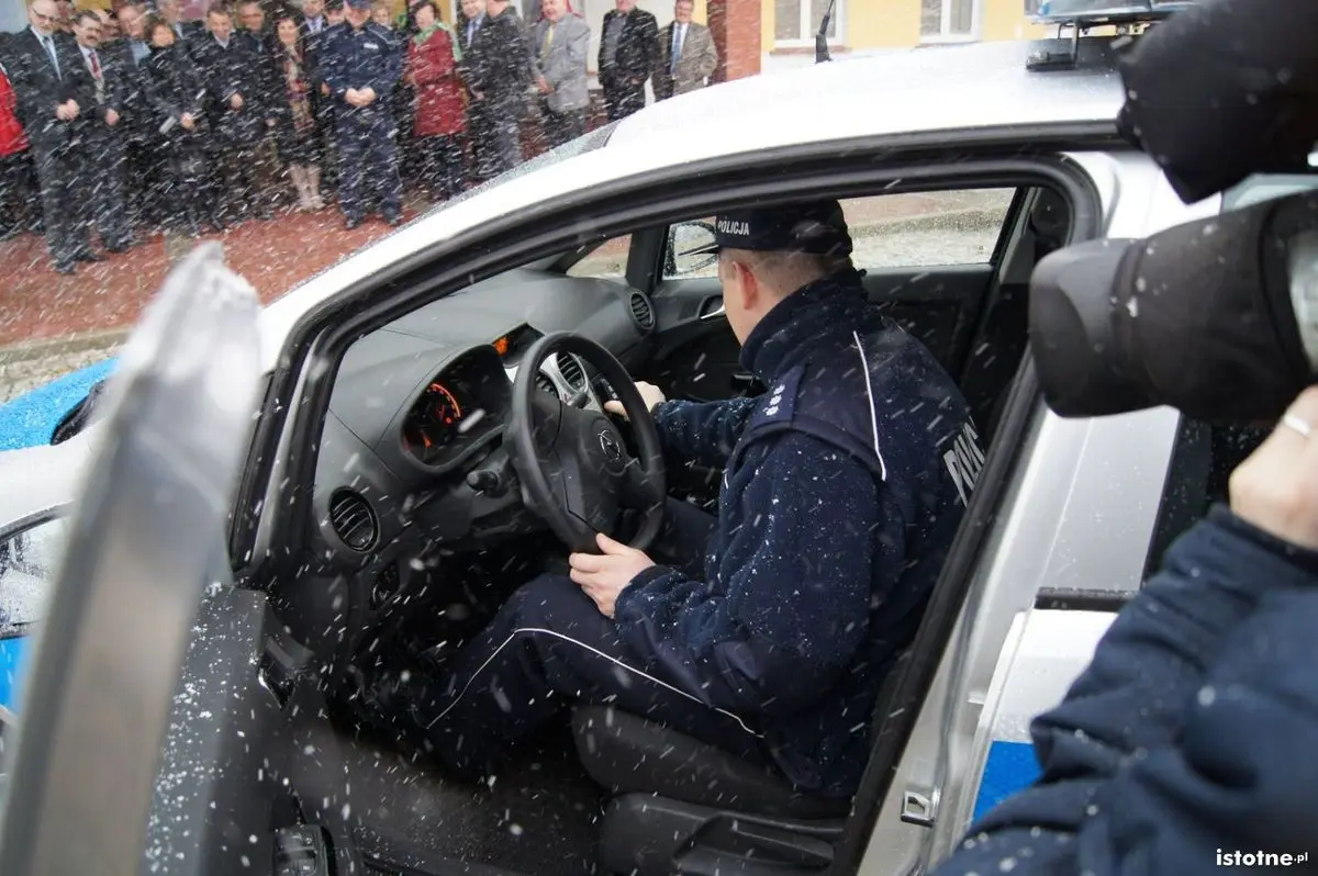 Wóz policyjny dla Kruszyna