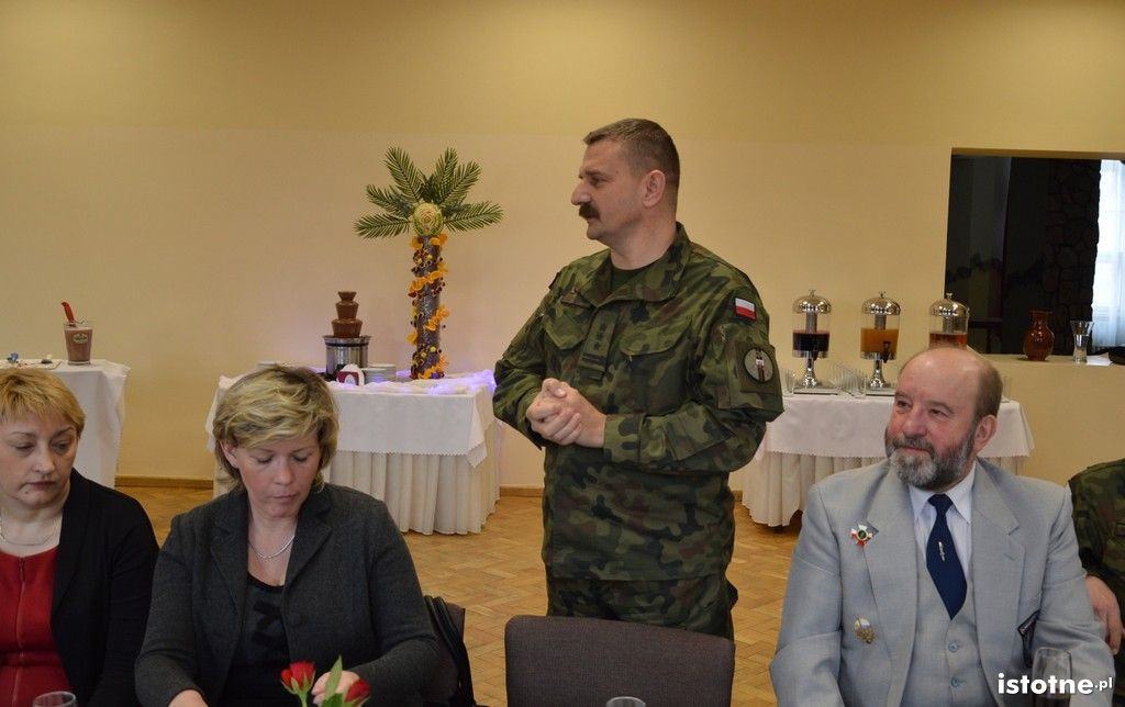 Piękniejsza strona wojska