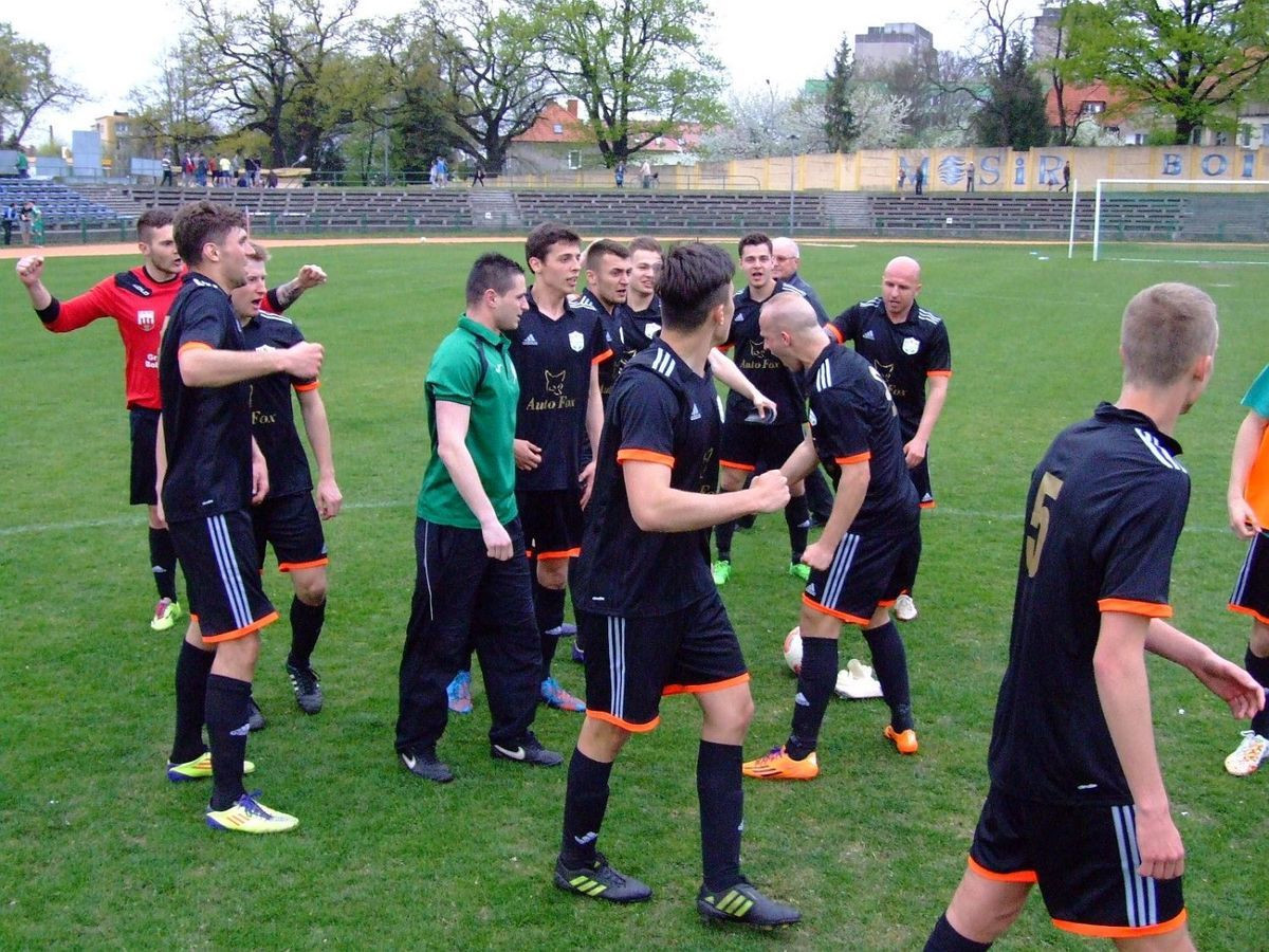 BKS nadal niepokonany