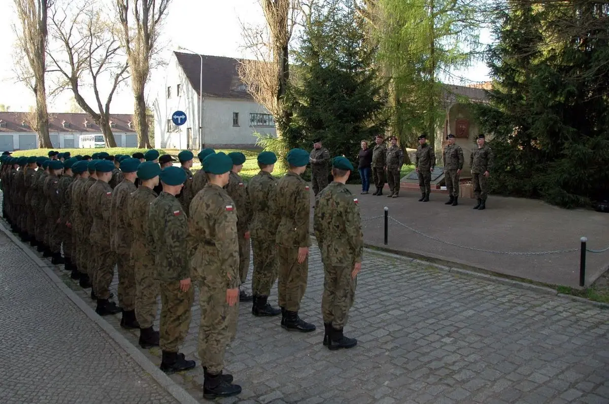 Ćwiczenie Commando