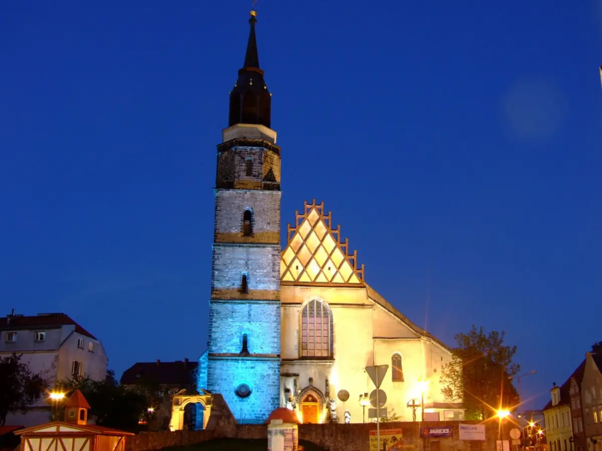 Barwna iluminacja Bazyliki