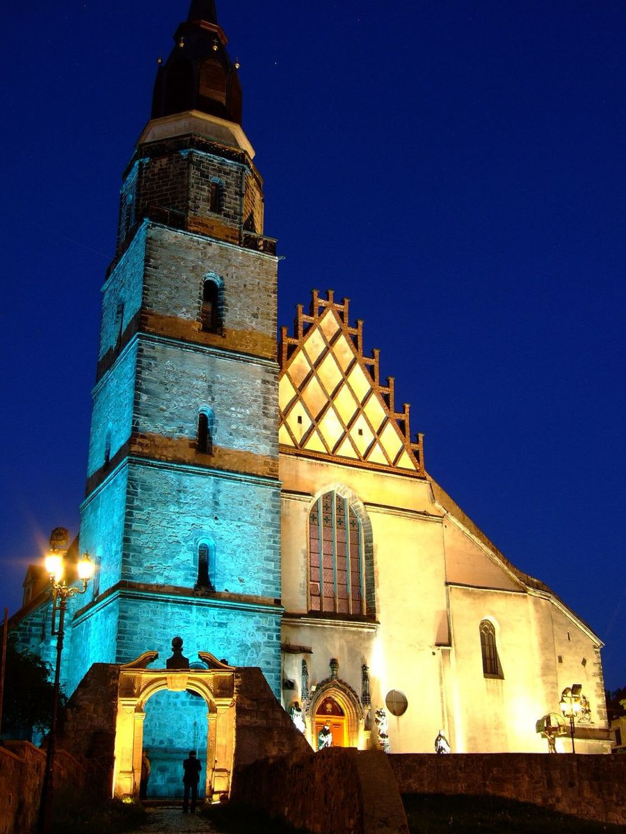 Barwna iluminacja Bazyliki