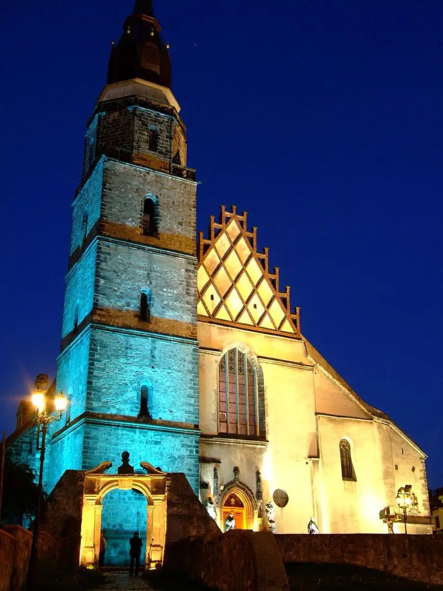 Barwna iluminacja Bazyliki