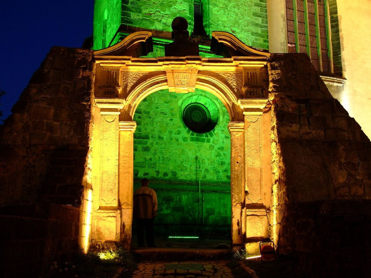 Barwna iluminacja Bazyliki