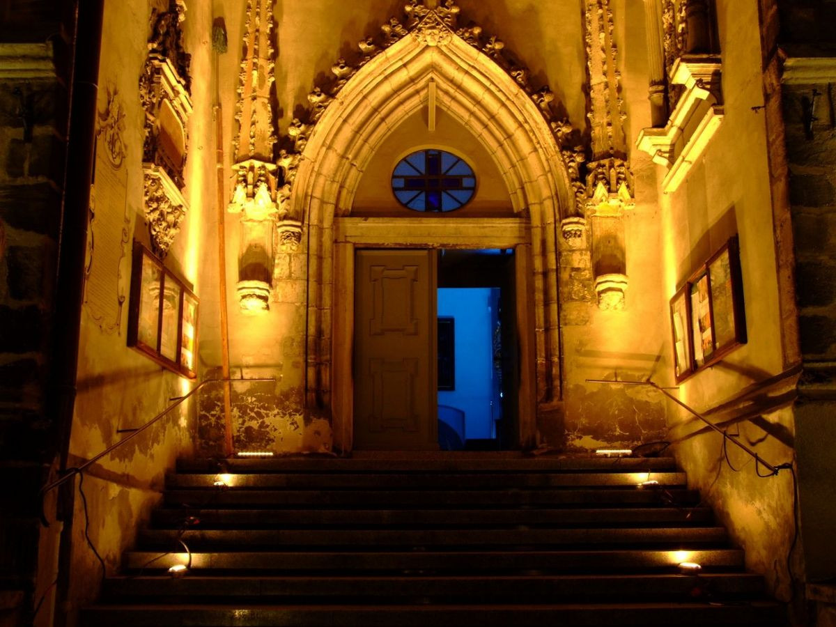 Barwna iluminacja Bazyliki