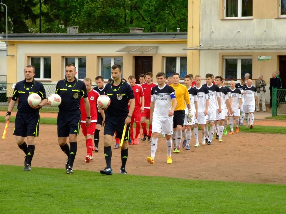 BKS przegrał z Sokołem 2:5