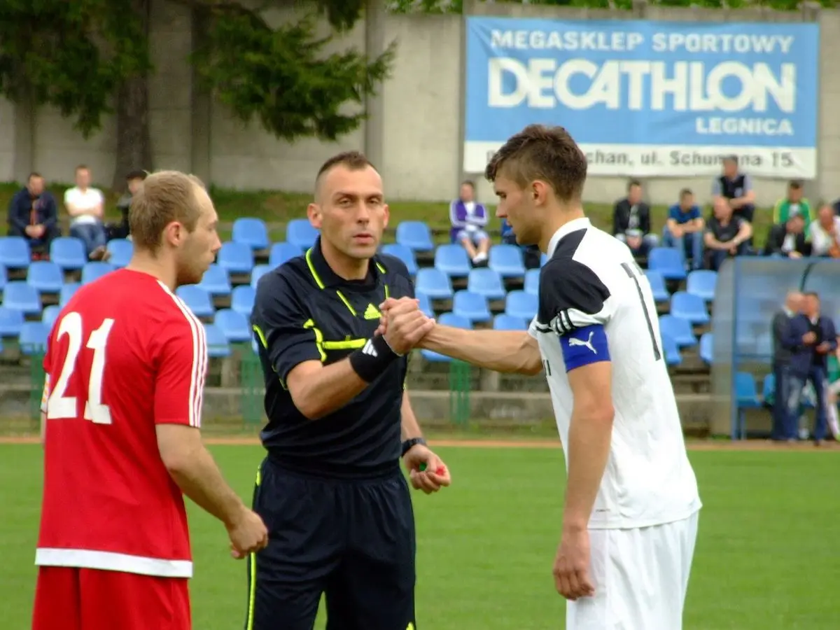 BKS przegrał z Sokołem 2:5