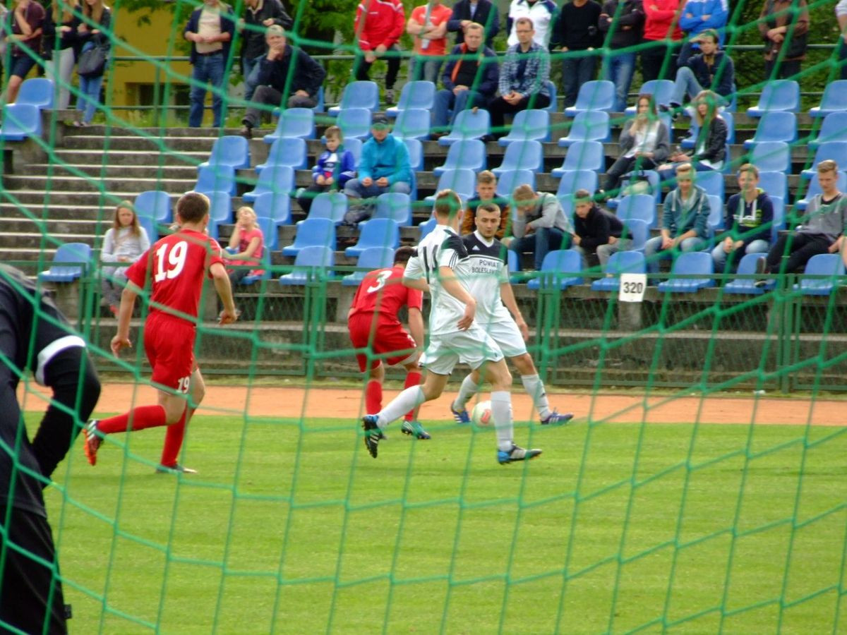 BKS przegrał z Sokołem 2:5