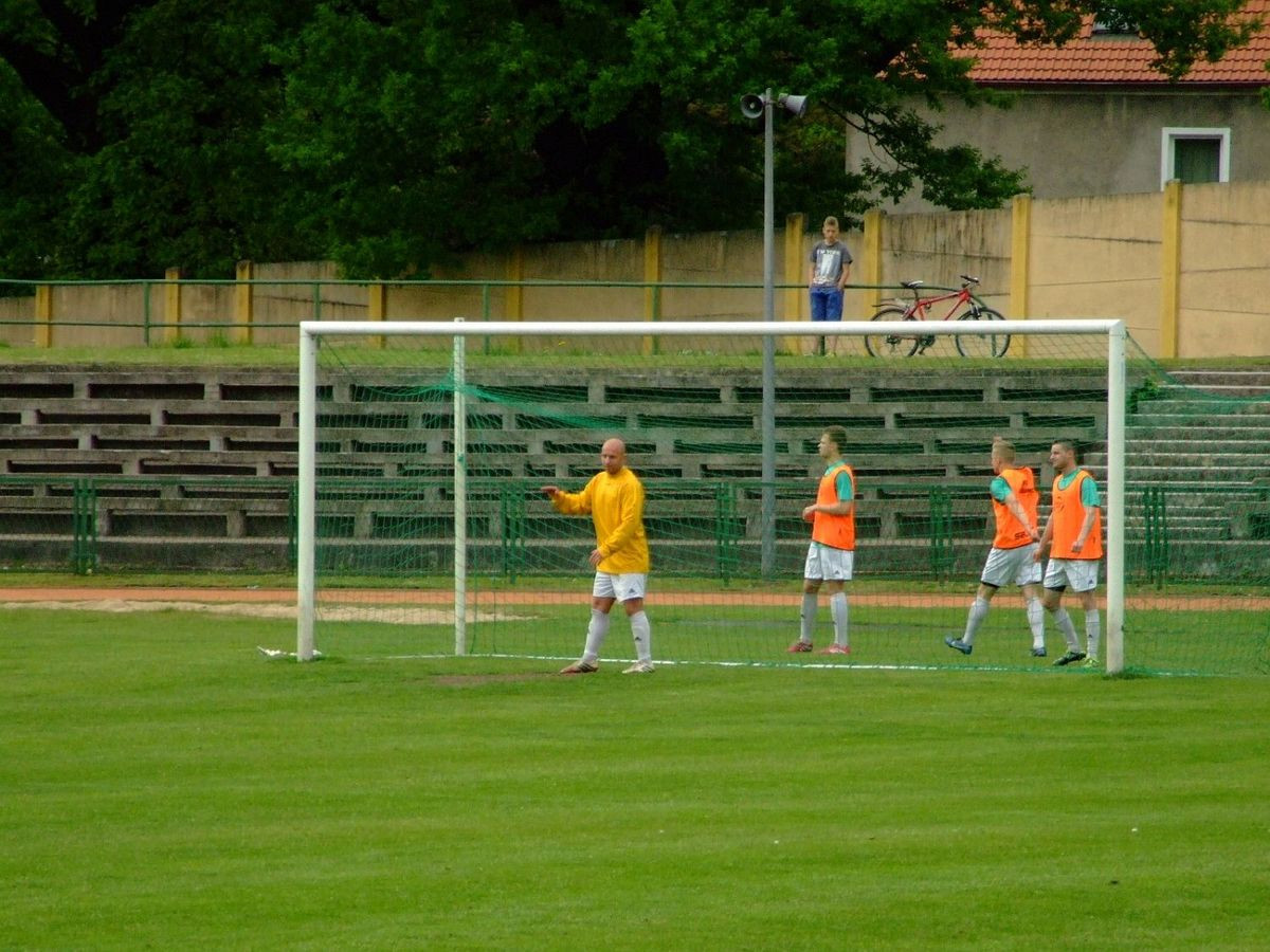 BKS przegrał z Sokołem 2:5