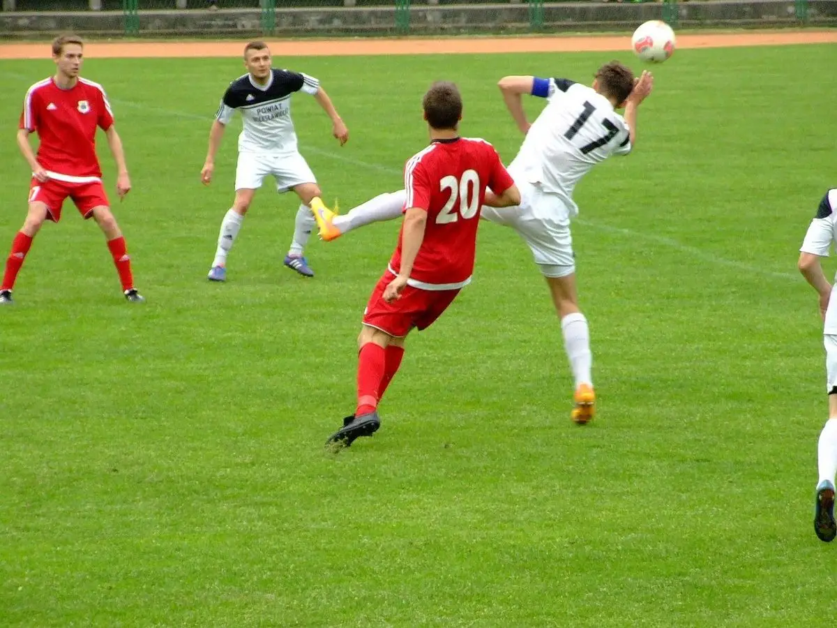 BKS przegrał z Sokołem 2:5