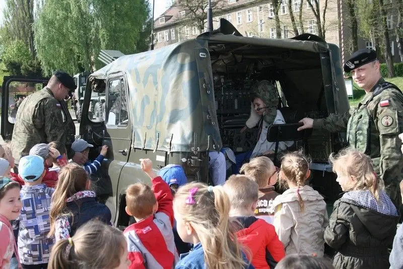 Dzień Otwartych Koszar u artylerzystów