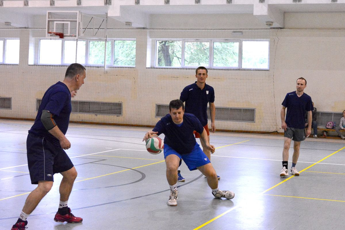 BTS vs Samorządowcy